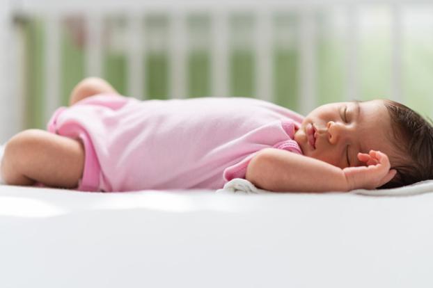 Infant sleep alone safely.